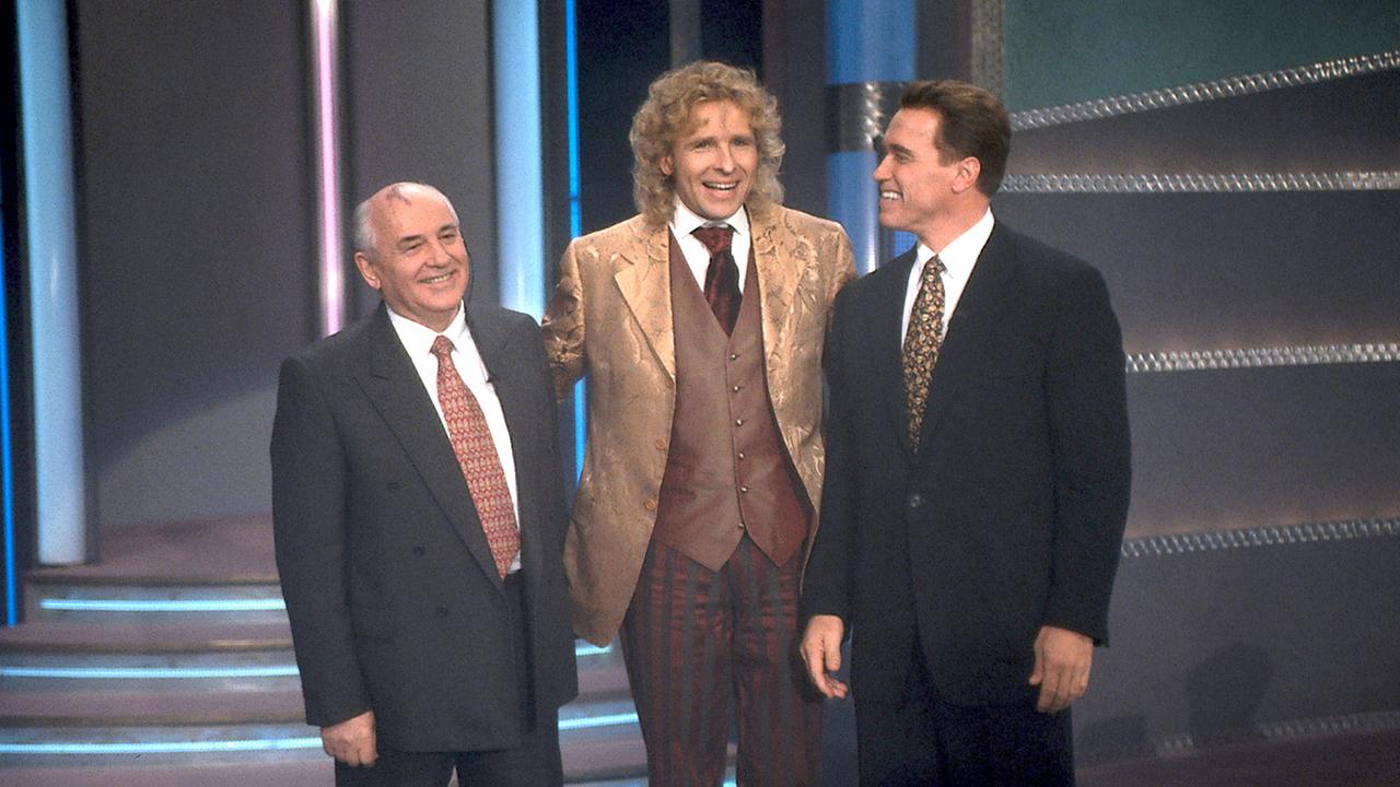 Michail Gorbatschow, Thomas Gottschalk und Arnold Schwarzenegger 1996 bei "Wetten, dass..?"