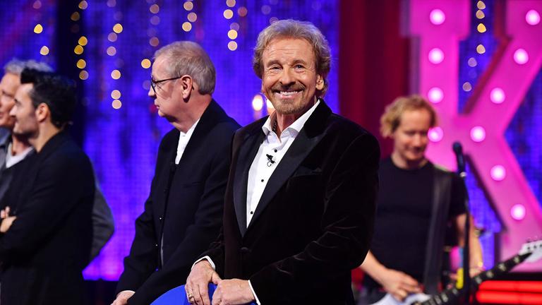 TV-Moderator Thomas Gottschalk lächelt in die Kamera bei seinem finalen TV-Auftritt bei RTL