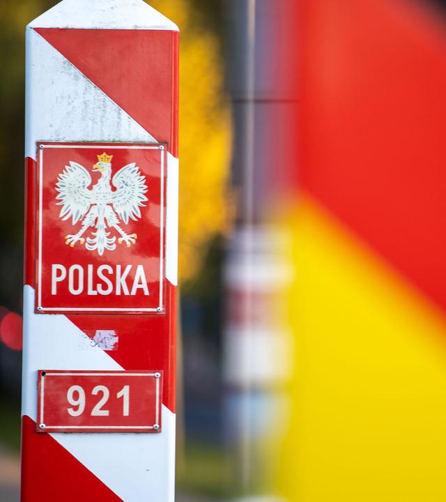 Grenzpfähle an der deutsch-polnischen Grenze