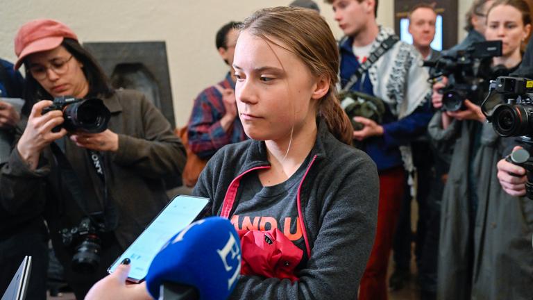 Greta Thunberg im Gericht