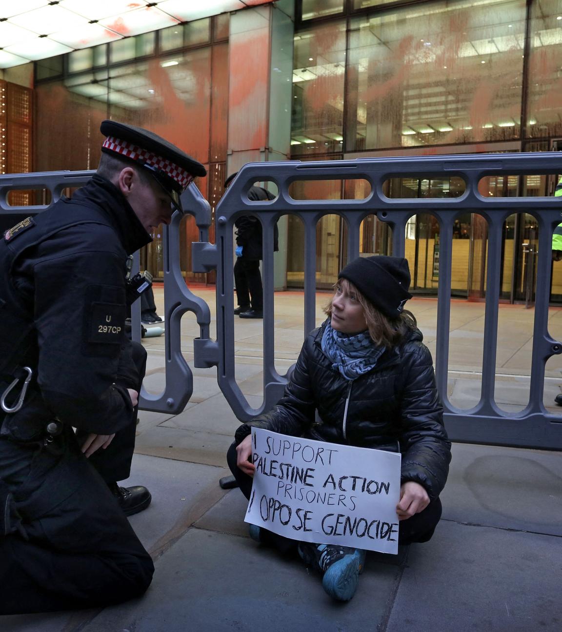Großbritannien, London: Schwedische Aktivistin Greta Thunberg wird in London festgenommen