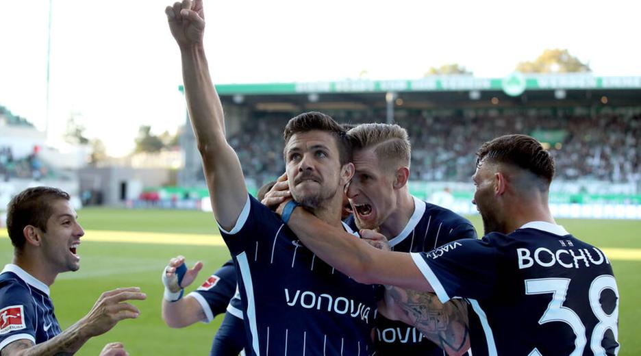 Anthony Losilla bejubelt sein Tor für Bochum in Fürth