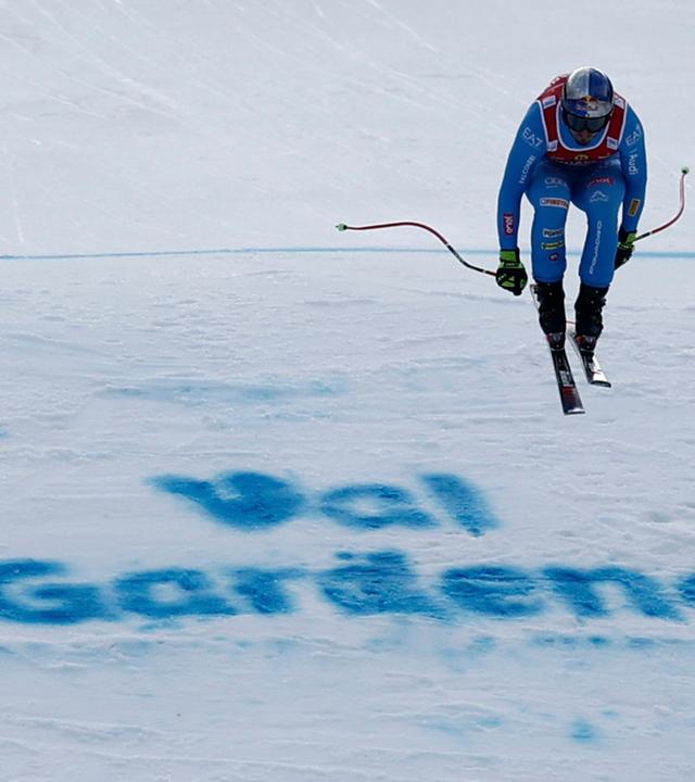 Skirennfahrer Dominik Paris bei der Abfahrt in Gröden