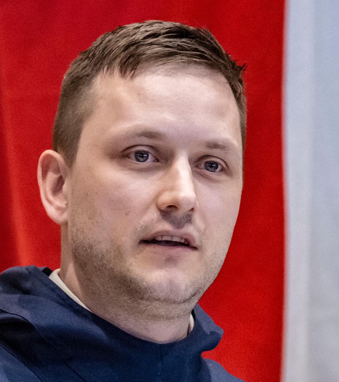Der grönländische Premierminister Jens-Frederik Nielsen spricht bei einer Veranstaltung in Nuuk.