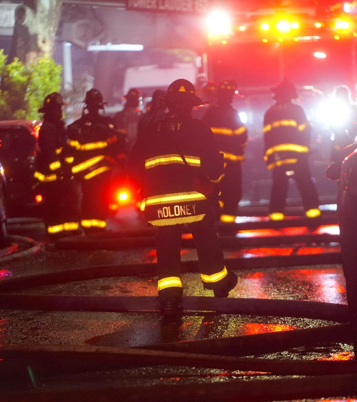 Ein Großbrand in einer leerstehenden Kirche in New York.