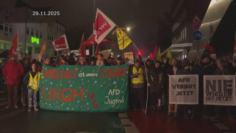 Demonstranten gegen die AfD-Jugenorganisation