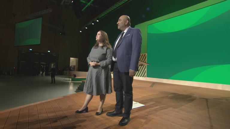 Ricarda Land und Omid Nouripour vor Bundesdelegiertenkonferenz in Wiesbaden