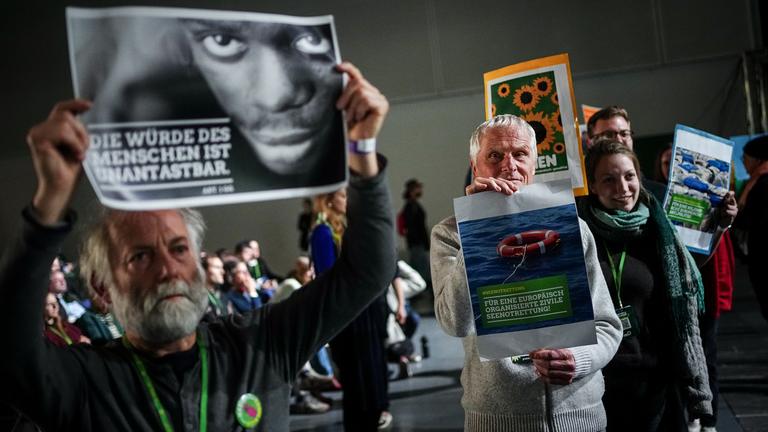 Migrationsdebatte auf der Bundesdelegiertenkonferenz von Bündnis 90/Die Grünen in Karlsruhe