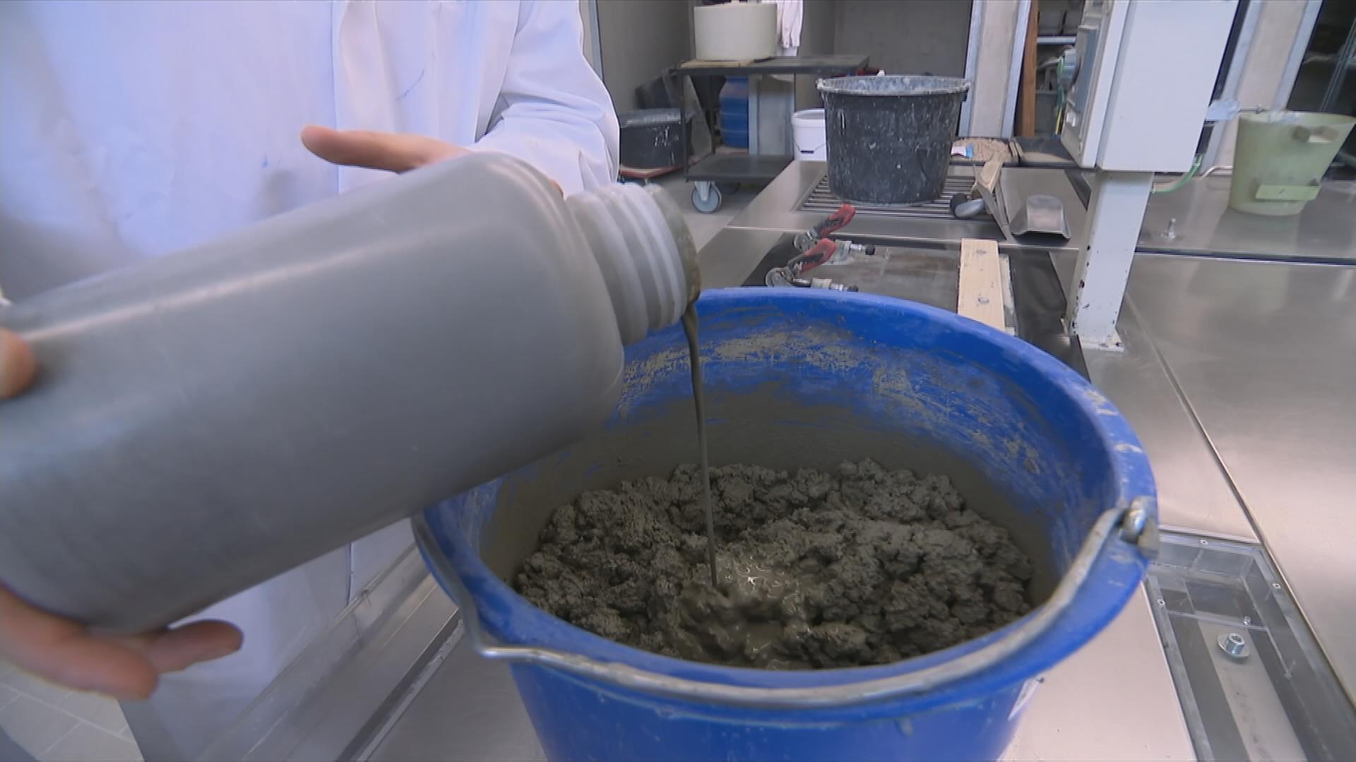Experiment zur Betonherstellung
