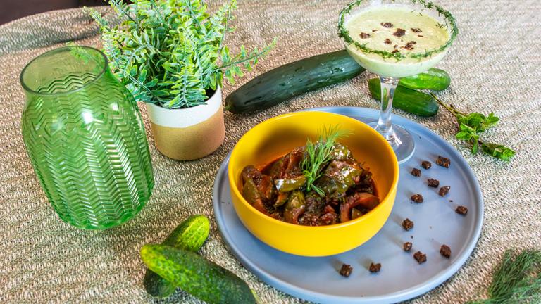 Gurkenkaltschale mit Schmorgurken