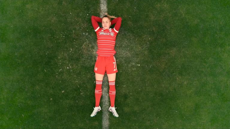 Giulia Gwinn | Kapitänin Nationalmannschaft