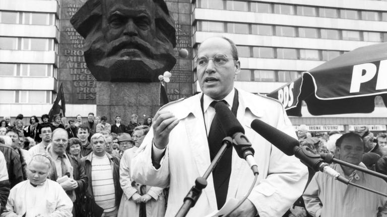 Gregor Gysi bei Wahlkampfveranstaltung in Chemnitz 1994