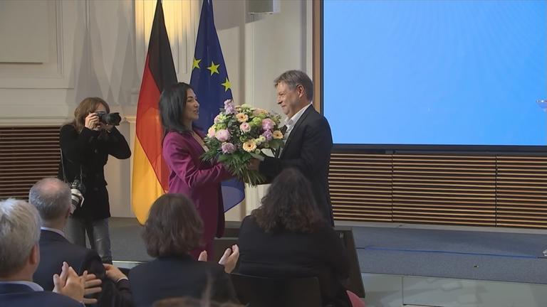 Habeck wird entlastet