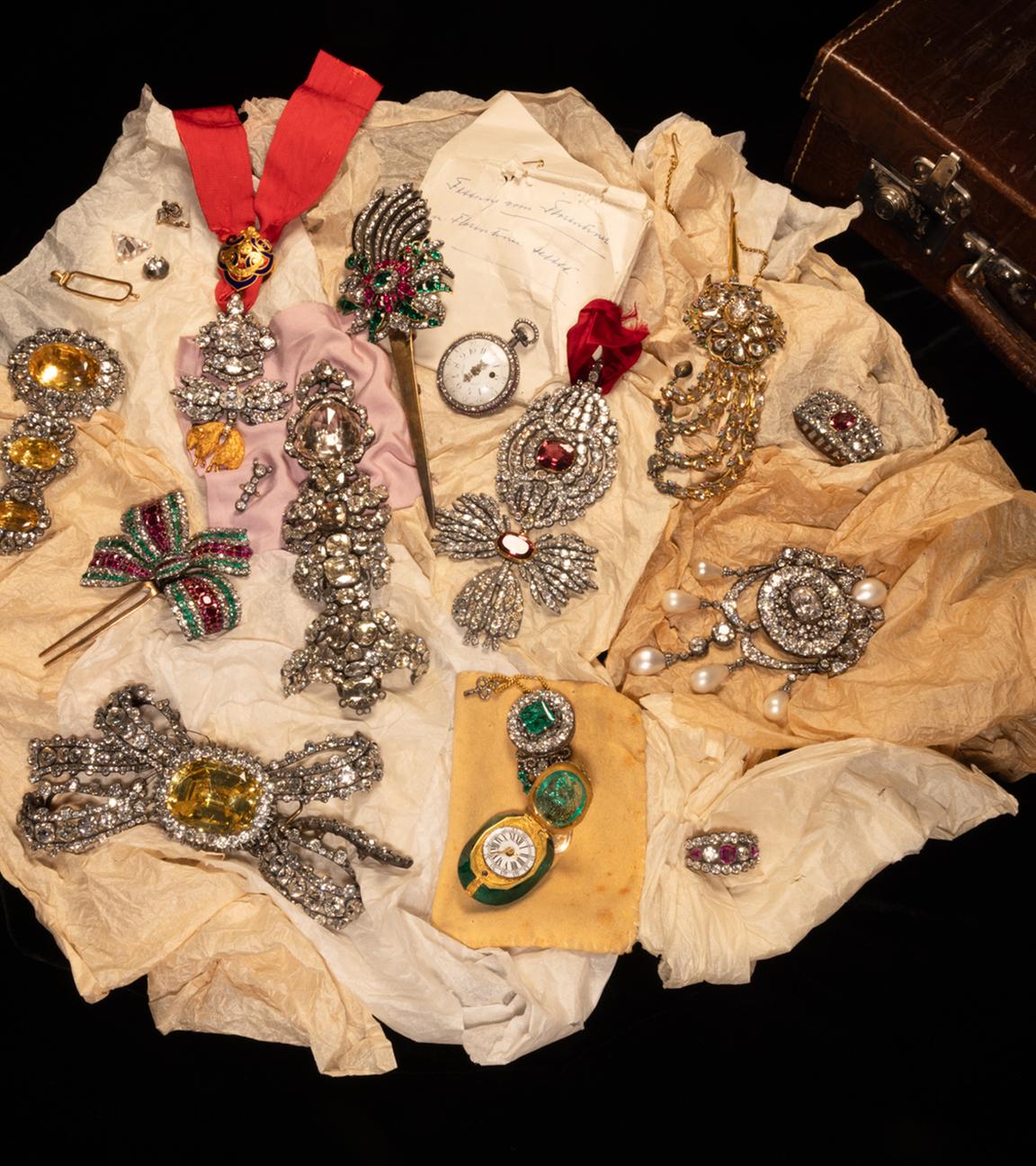 Kanada, Québec: Wieder aufgetauchte Schmuckstücke der Familie Habsburg (undatierte Aufnahme).