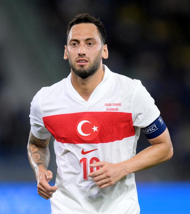 Hakan Calhanoglu