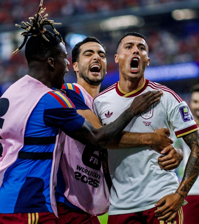 Pedro Porro bejubelt seinen Treffer gegen Frankreich im Halbfinale der WM 2026