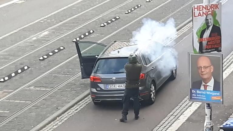 Schüsse auf offener Straße in Halle (Saale) am 09.10.2019