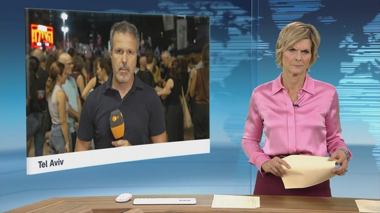 Moderatorin im Schaltgespräch mit Korrespondent Thomas Reichart