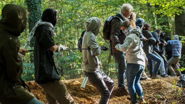 Aktivisten im Hambacher Forst