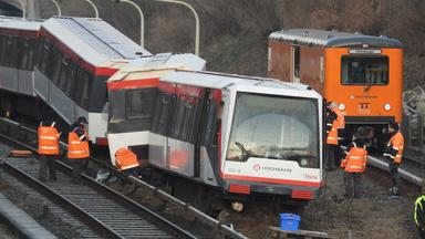 U-Bahn-Unfall in Hamburg: Zug entgleist