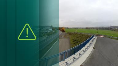 Hammer nachgehakt - Straßenanschluss einer Brücke