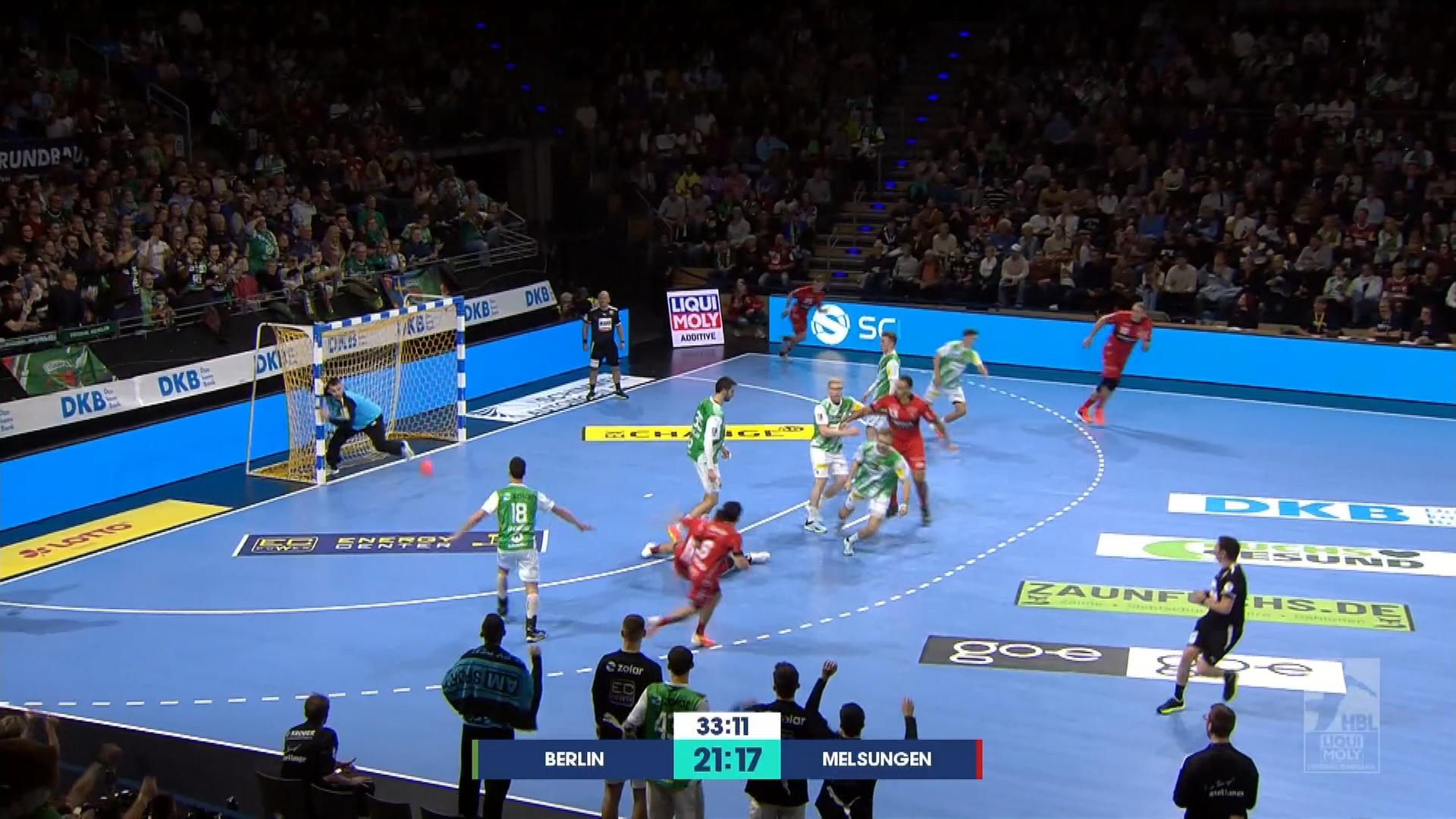 Berliner Handballer weiter ungeschlagen