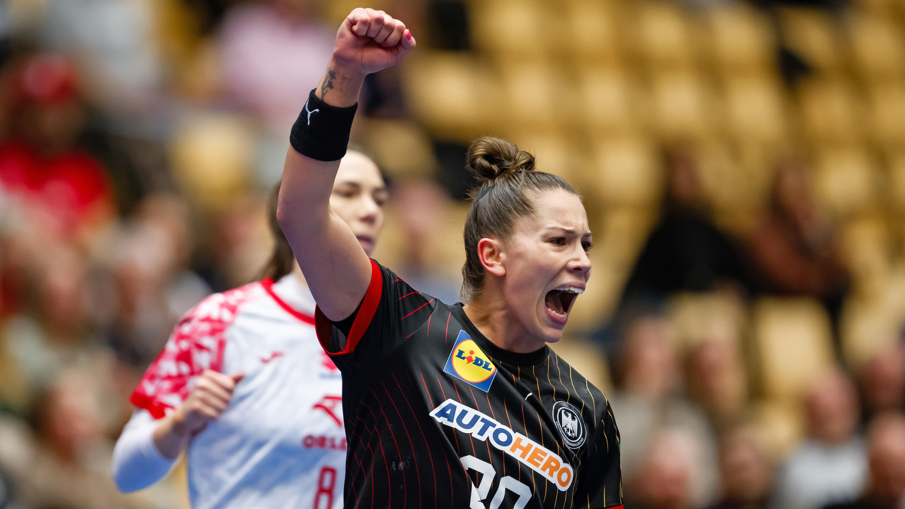 Deutschlands Emily Bölk jubelt, aufgenommen am 04.12.2023 in Herning (Dänemark)