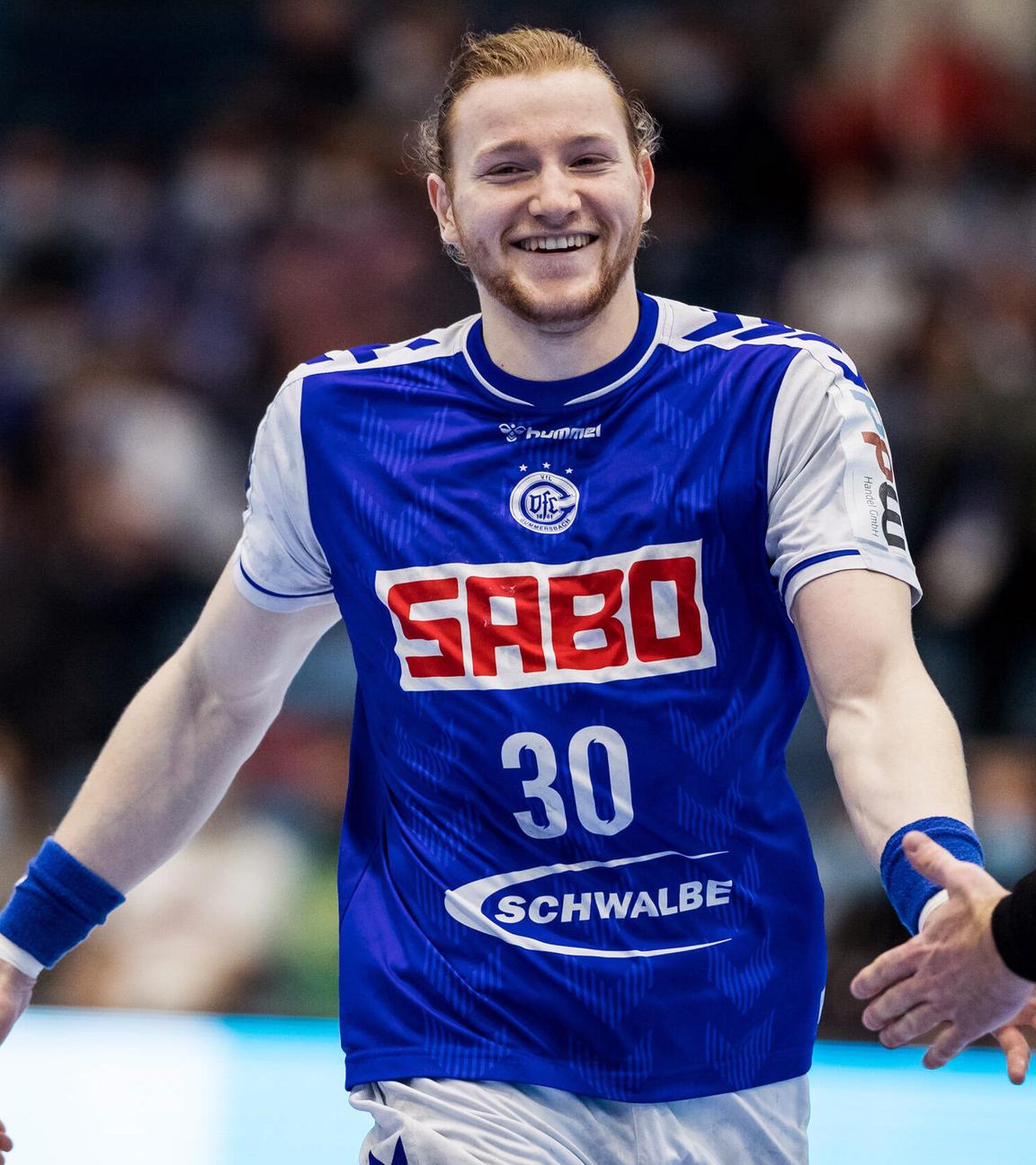 2. Handball-Bundesliga: VfL Gummersbach - HC Empor Rostock: Tom Kiesler ( 30, VfL Gummersbach) jubelt