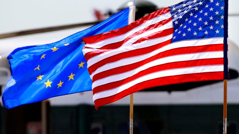 Nach der Ankündigung der USA eines globalen Basiszolls von 15% berät die EU über das gemeinsame Handelsabkommen.