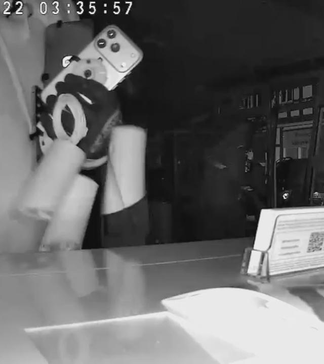 Aufnahmen der Überwachungskamera von einem der vier Täter