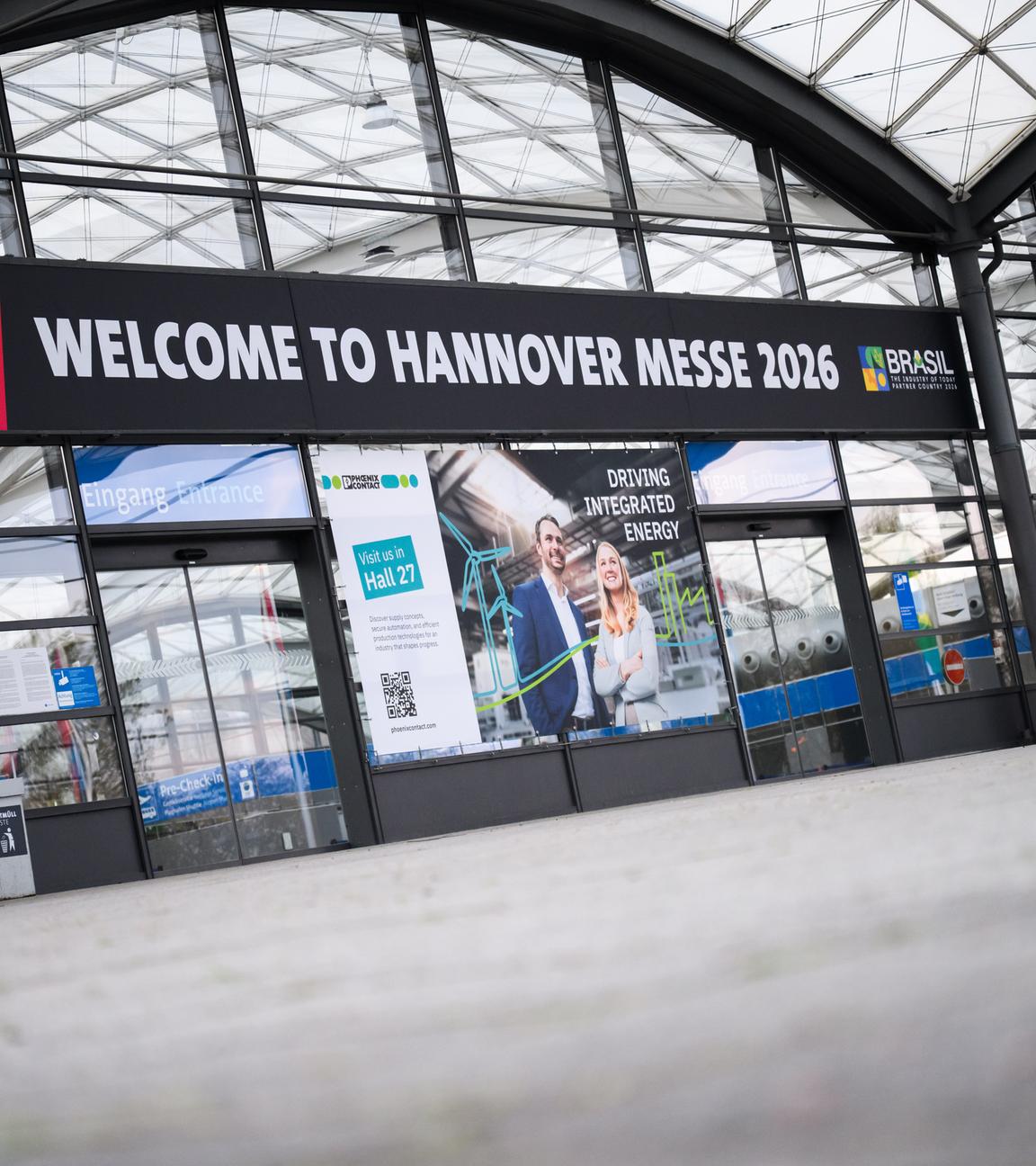 Der Eingang der Hannover-Messe ohne Menschen vor der Eröffnung.