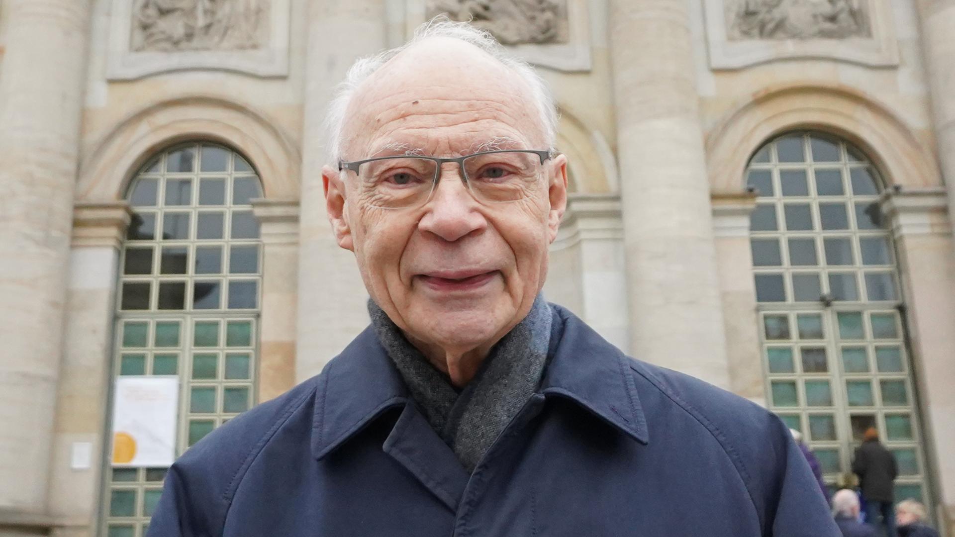 Hans Joachim Meyer, Sachsens ehemaliger Kulturminister und Sprecher der Freunde der St. Hedwigs-Kathedrale, ist tot.