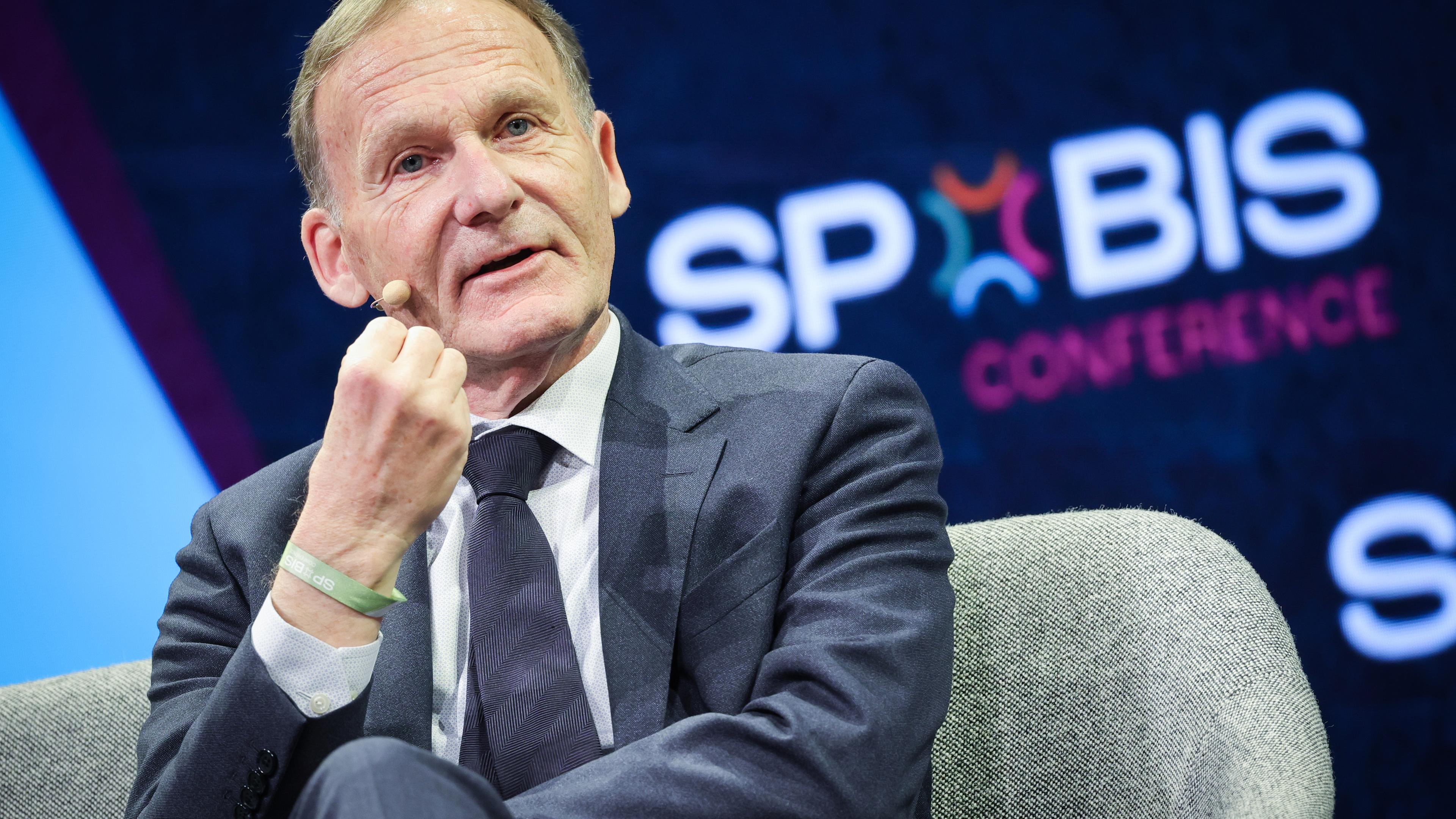 Hans-Joachim Watzke, Geschäftsführer Borussia Dortmund und DFL-Aufsichtsratsvorsitzender,  auf der SpoBis in Hamburg