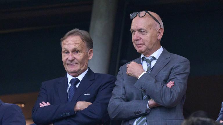 Hans-Joachim Watzke  (L) und Bernd Neuendorf