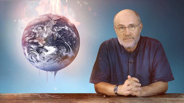 Harald Lesch mit Weltkugel