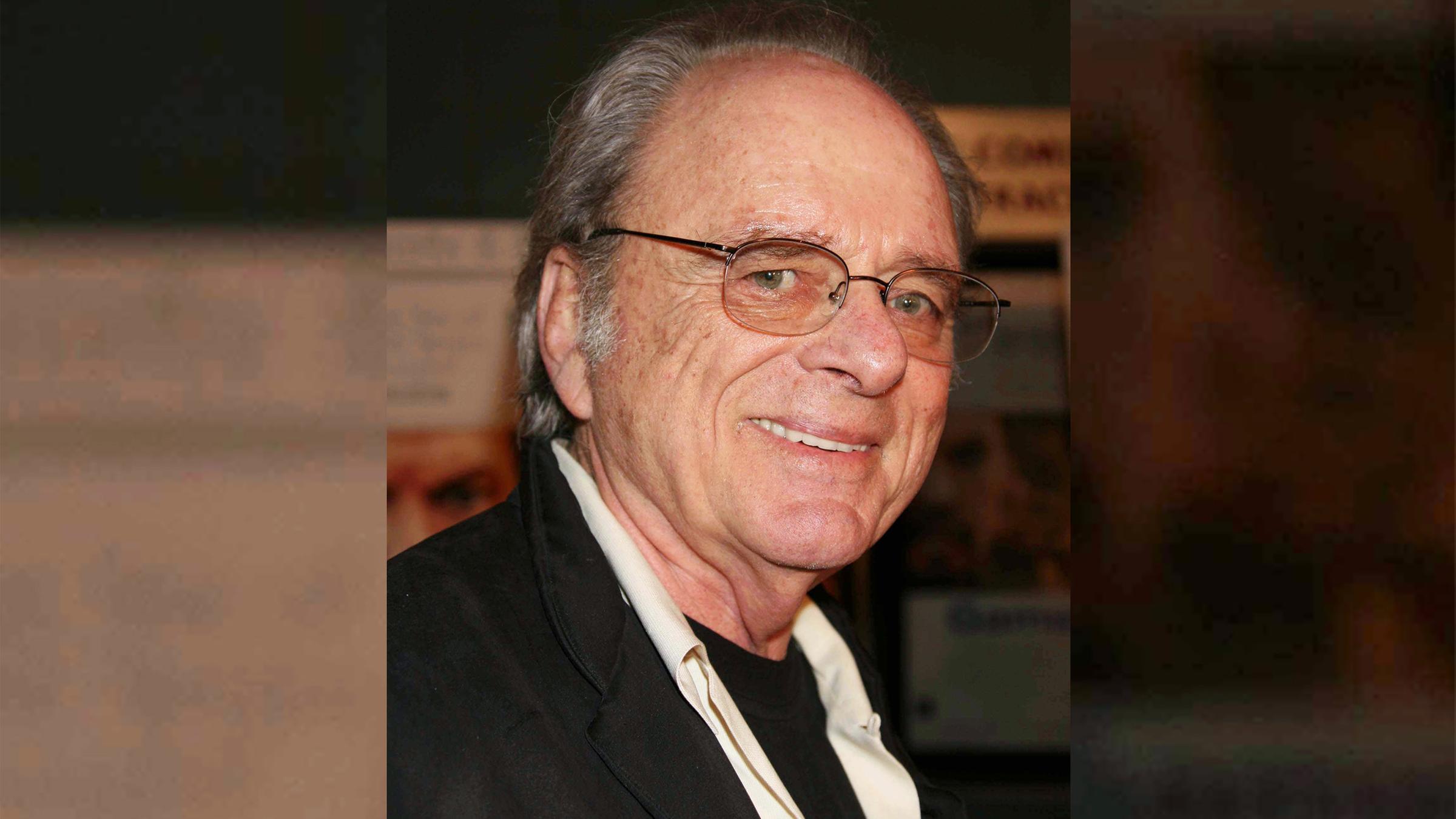 Seine Rolle im Kultfilm "Scarface" machte Yulin bekannt, nun ist der Schauspieler im Alter von 87 Jahren an einem Herzstillstand gestorben, wie sein Management bekannt gab. (12.06.2025)