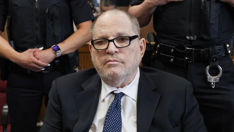 Harvey Weinstein erscheint am Freitag, 15. Mai 2026, vor dem Strafgericht in Manhattan in New York City.