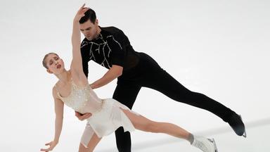 Minerva Fabienne Hase und Nikita Volodin aus Deutschland in Aktion. 