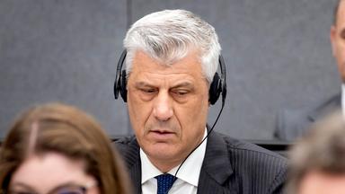 Hashim Thaci, ehemaliger Präsident des Kosovo, verteidigt sich vor dem Kosovo-Tribunal gegen Anklagen wegen Mord, Folter und Verfolgung (Archivfoto)
