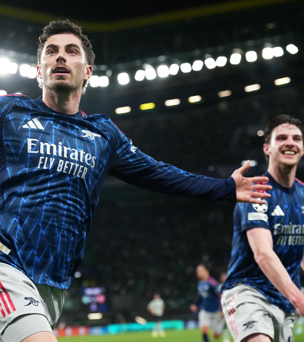 Kai Havertz vom FC Arsenal jubelt im Spiel gegen Sporting Lissabon mit ausgebreiteten Armen über sein Sieg-Tor zum 1:0.