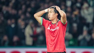 Hayate Matsuda von Hannover 96 während des DFB-Pokalspiels gegen den 1. FC Kaiserslautern. 