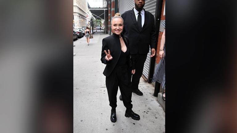 US-Schauspielerin Hayden Panettiere wurde bei ihrer Ankunft bei Barnes & Noble in New York gesichtet, wo sie am 19.05.2026 für ihr neues Buch "This is Me" warb.