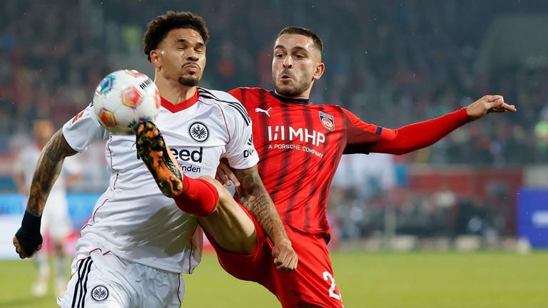 Nnamdi Collins und Arijon Ibrahimovic in Heidenheim am 01.11.25