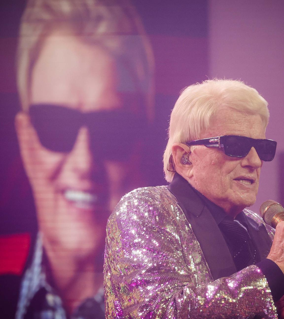 Heino bei seinem erstem Auftritt im Bierkönig auf Mallorca.