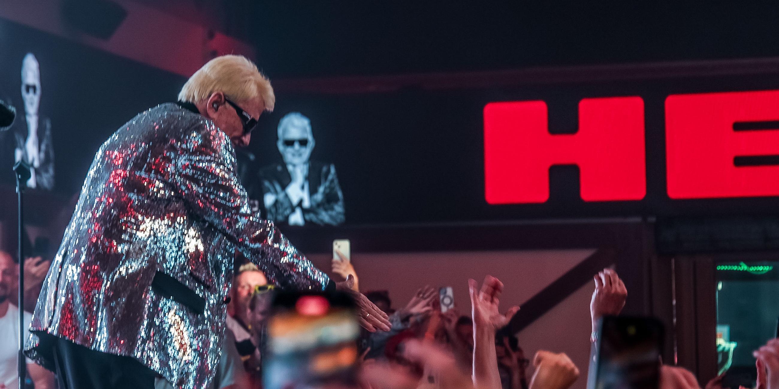 Heino bei seinem erstem Auftritt im Bierkönig auf Mallorca