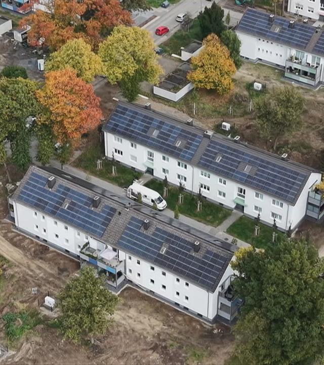 Nordrhein-Westfalen, Duisburg: Reihenhäuse aus der Luft aufgenommen.