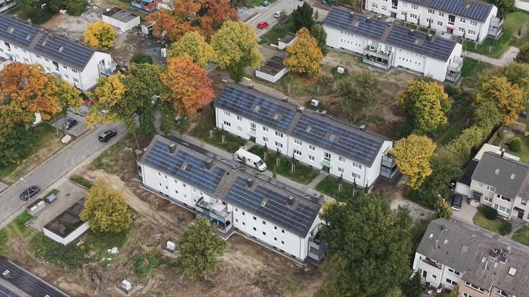 Nordrhein-Westfalen, Duisburg: Reihenhäuse aus der Luft aufgenommen.