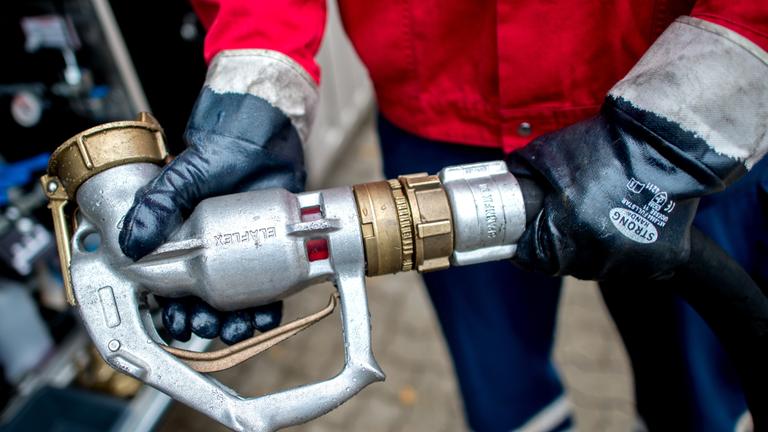 Heizöl wird ausgeliefert