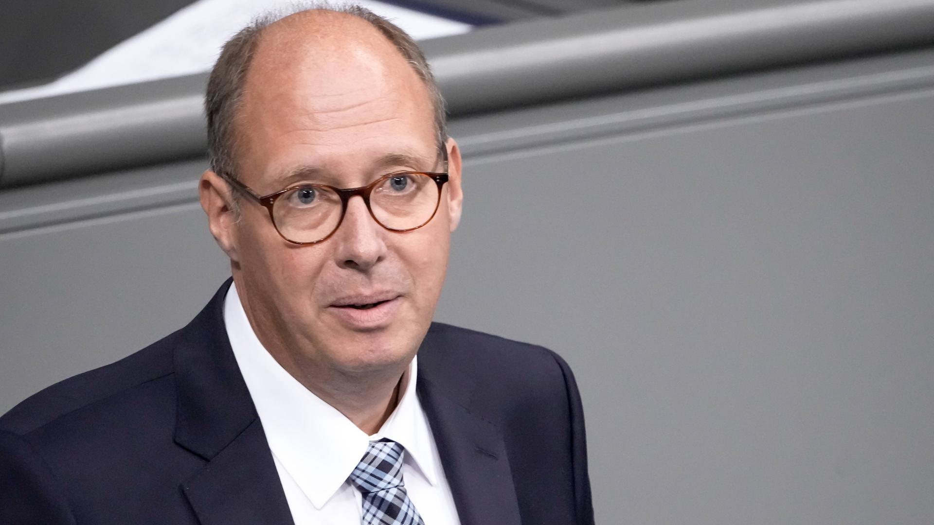 Prof. Dr. Helge Braun während einer Bundestagsdebatte
