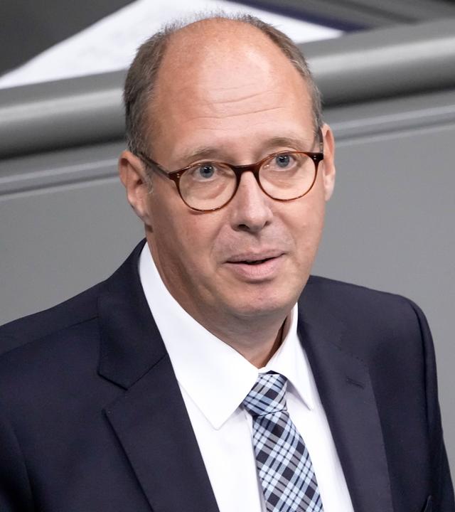 Prof. Dr. Helge Braun während einer Bundestagsdebatte